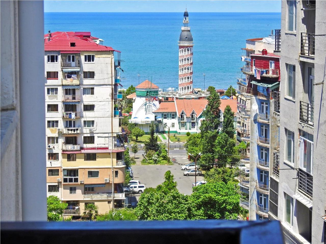Real Palace Apartment Batumi Kültér fotó