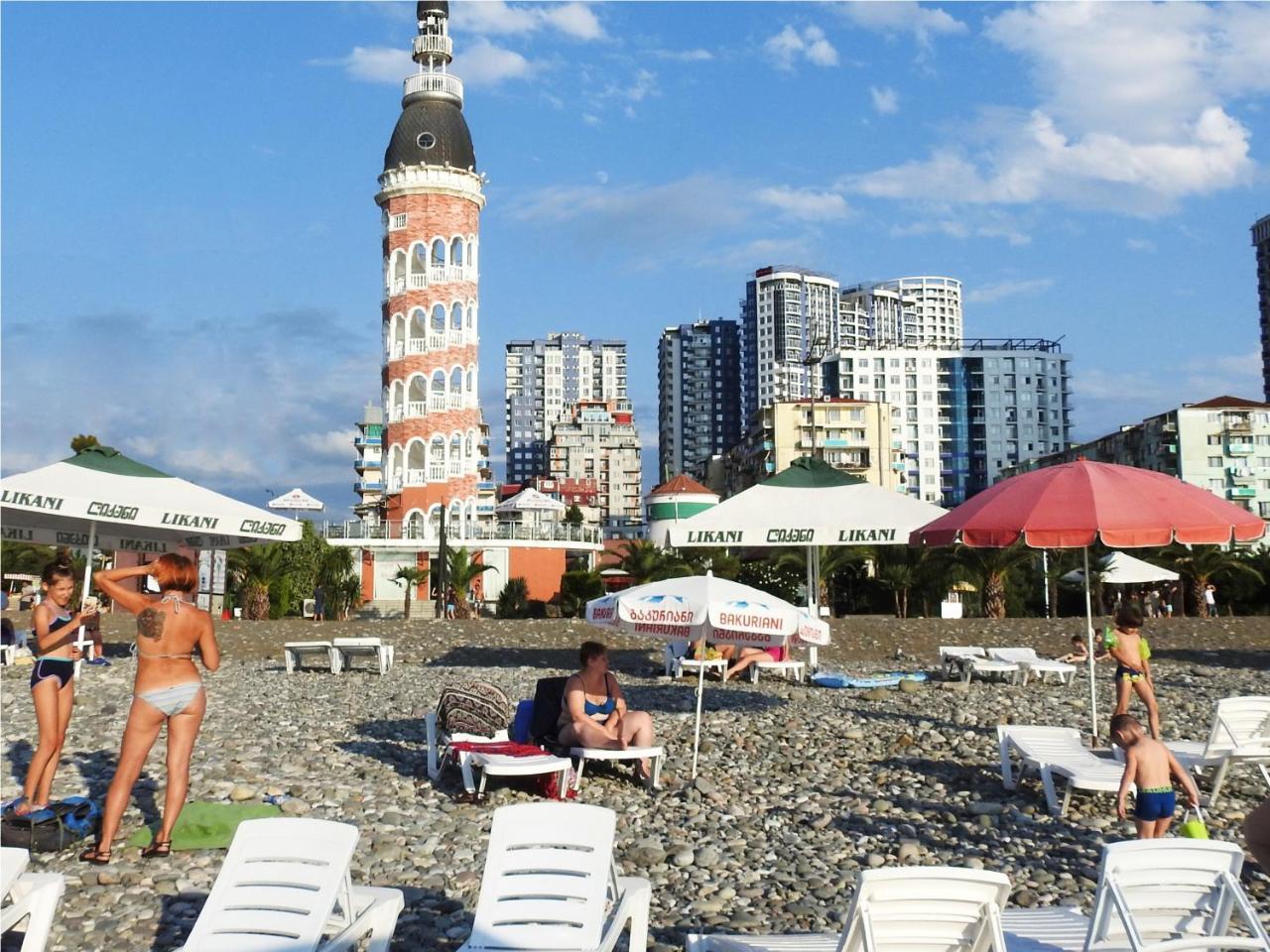 Real Palace Apartment Batumi Kültér fotó
