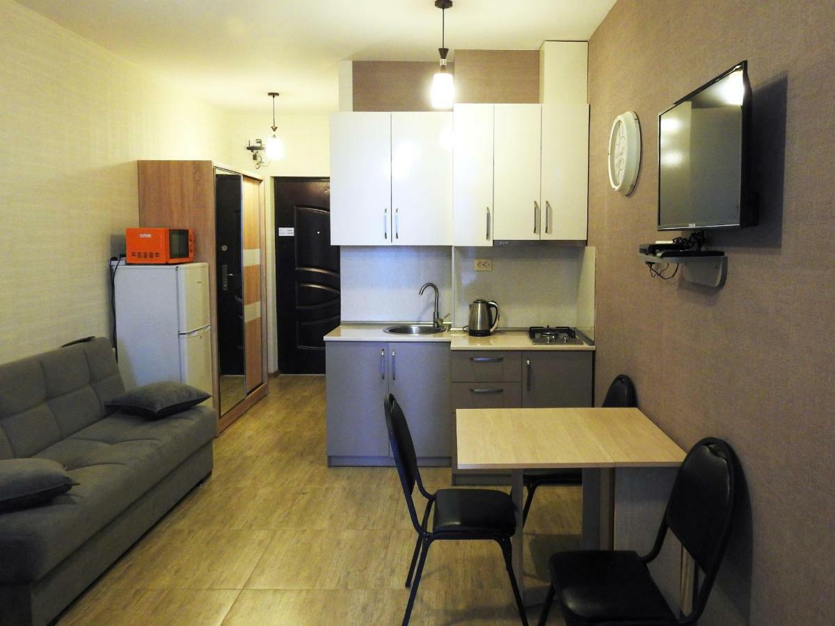 Real Palace Apartment Batumi Kültér fotó